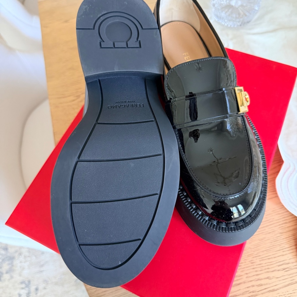 Ferragamo Caminia Loafers - Picture 5 of 6